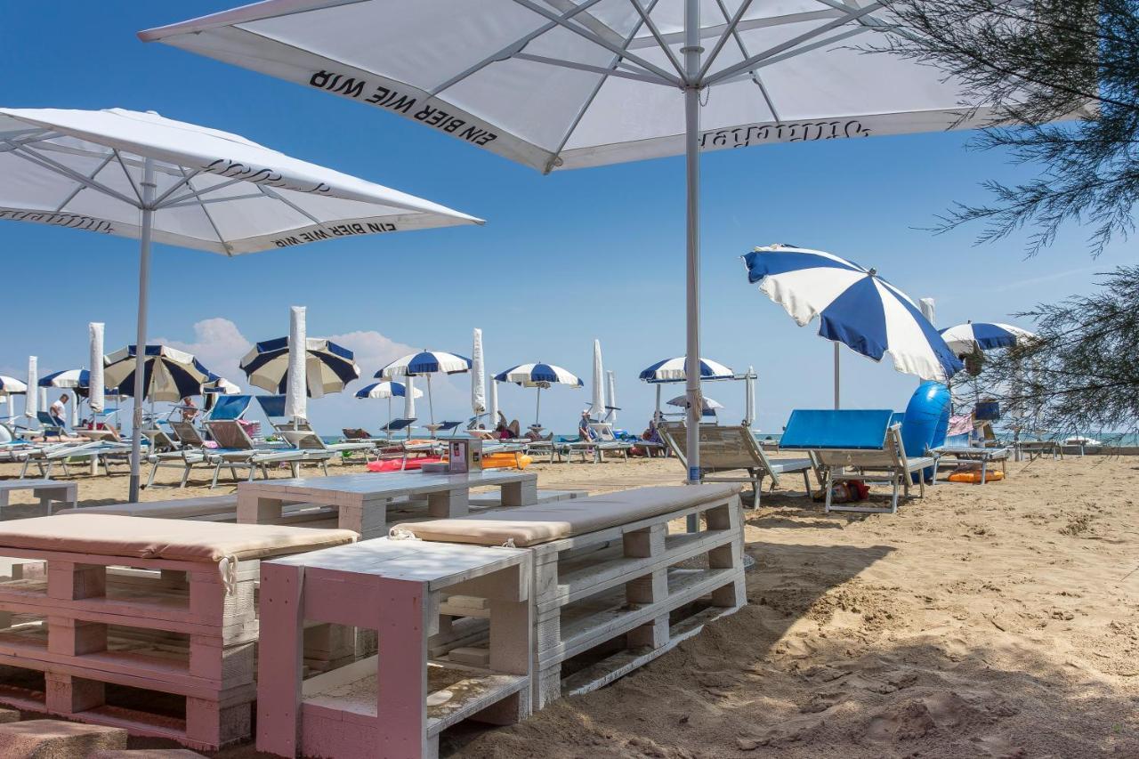 Апартаменти Tigli Lido Altanea Каорле Екстер'єр фото